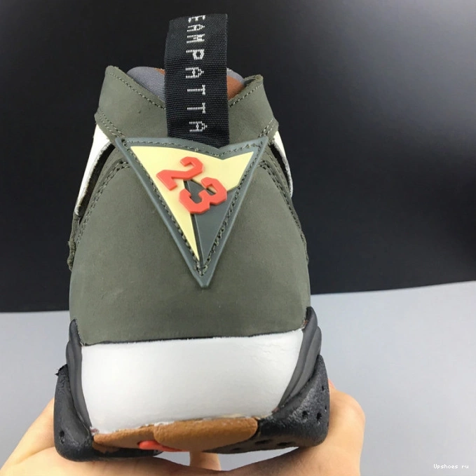 X “ICICLE” 7 AIR PATTA AT3375-100 JORDAN 1222